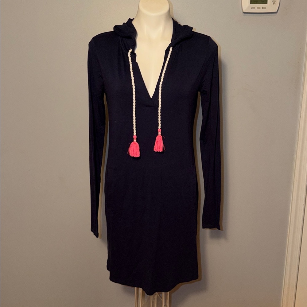 Lilly Pulitzer Rylie Swim Cover Up/Athleisure Dress. Small. Navy blue. UPF 50